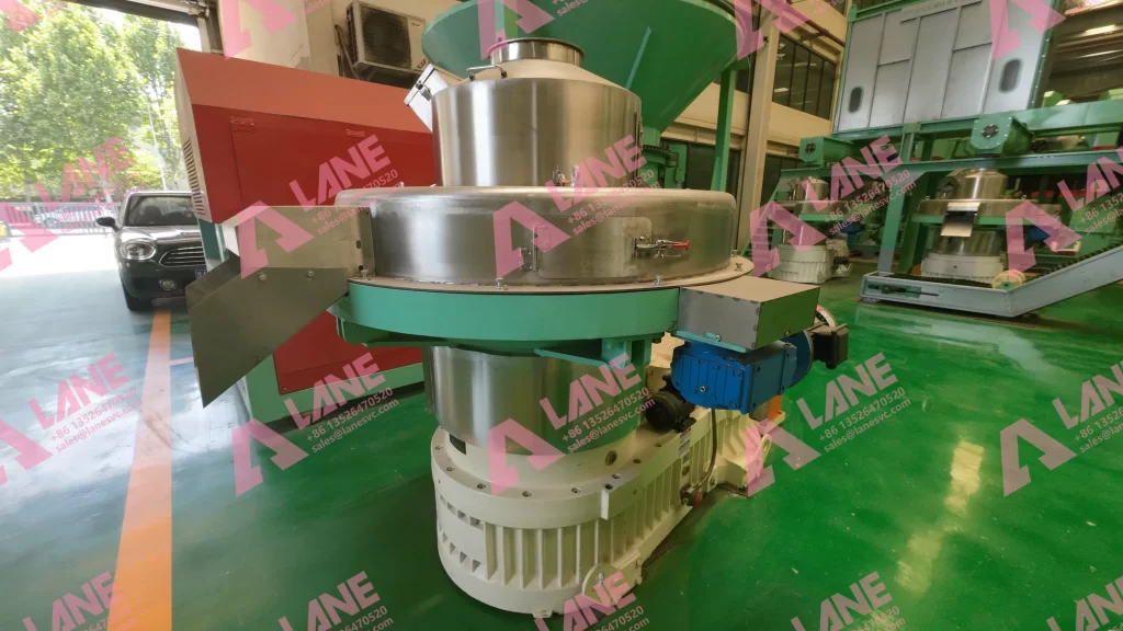 column-shaped-organic-fertilizer-granulator